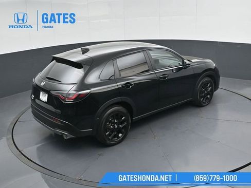 Certified 2025 Honda HR-V Sport image 41