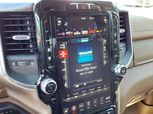 Used 2019 RAM 1500 Laramie AWD/4WD image 22