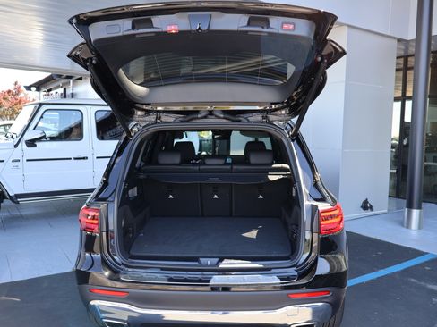 Certified 2026 Mercedes-Benz GLB 250 4MATIC image 22