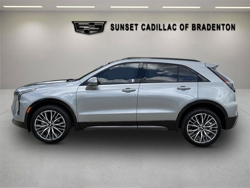 Certified 2024 Cadillac XT4 Sport AWD/4WD image 6