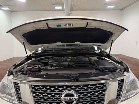 Used 2019 Nissan Armada Platinum w/ Captain's Chairs Package AWD/4WD image 90