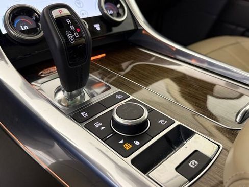 Used 2021 Land Rover Range Rover Sport HSE Silver Edition image 20