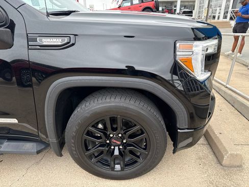 Used 2021 GMC Sierra 1500 Elevation RWD image 4