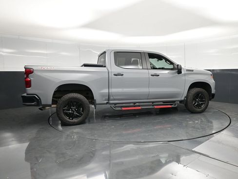 Used 2024 Chevrolet Silverado 1500 Custom Trail Boss w/ LPO, Dark Essentials Package AWD/4WD image 4