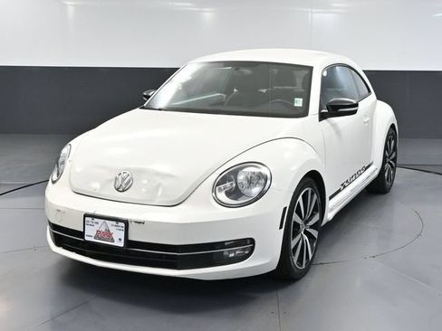 Used 2012 Volkswagen Beetle 2.0T FWD image 10