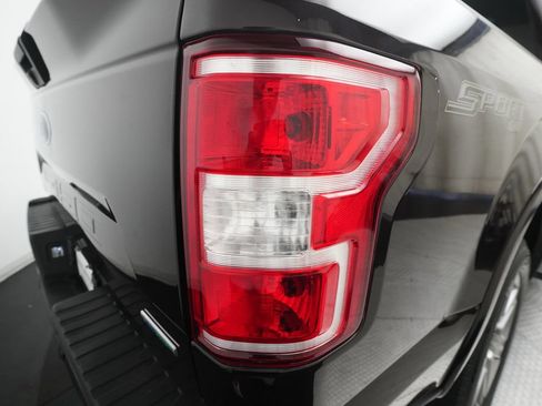 Used 2019 Ford F150 XLT w/ Equipment Group 302A Luxury AWD/4WD image 29
