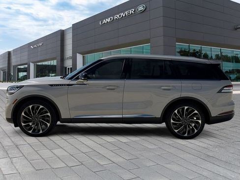 Used 2022 Lincoln Aviator Reserve w/ Equipment Group 201A RWD image 2