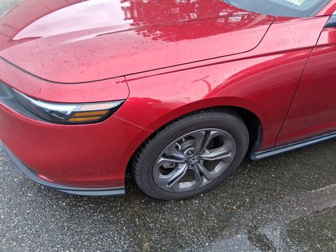Used 2023 Honda Accord EX image 8