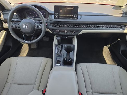 Used 2023 Honda Accord EX image 9