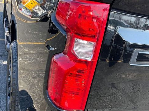 Used 2024 Chevrolet Silverado 1500 Custom w/ Turbomax Blackout Package image 26