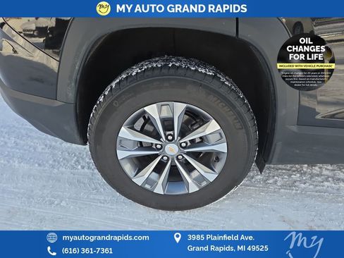 Used 2026 Chevrolet Equinox LT w/ Convenience Package II image 32