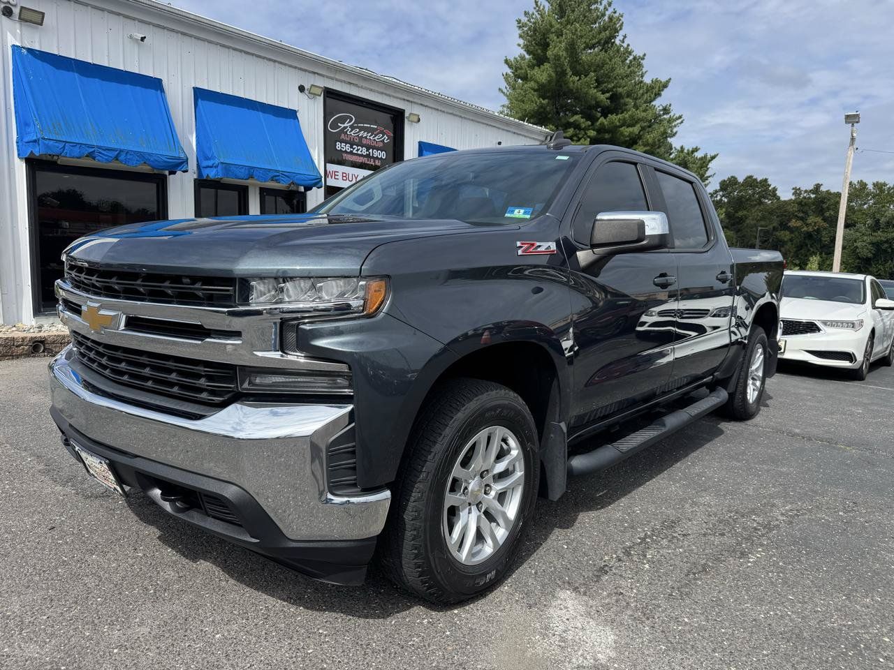 Used 2020 Chevrolet Silverado 1500 LT w/ All-Star Edition AWD/4WD image 1