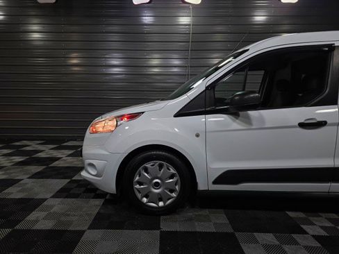 Used 2016 Ford Transit Connect XLT image 32