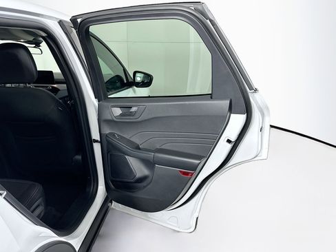 Used 2025 Ford Escape Active image 30