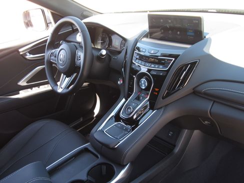 New 2026 Acura RDX SH-AWD image 10