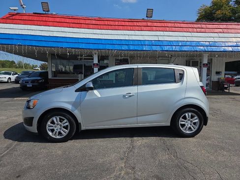 Used 2015 Chevrolet Sonic LT image 3
