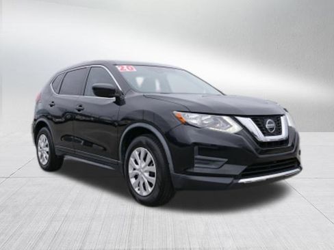 Used 2020 Nissan Rogue S image 9