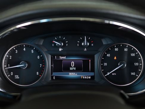 Used 2022 Buick Encore Preferred w/ Safety Package II image 11