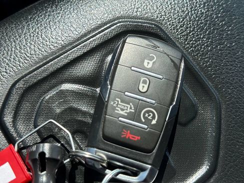 Used 2025 RAM 1500 Laramie w/ Sport Appearance Package AWD/4WD image 37