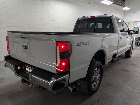 Used 2026 Ford F350 Lariat AWD/4WD image 7