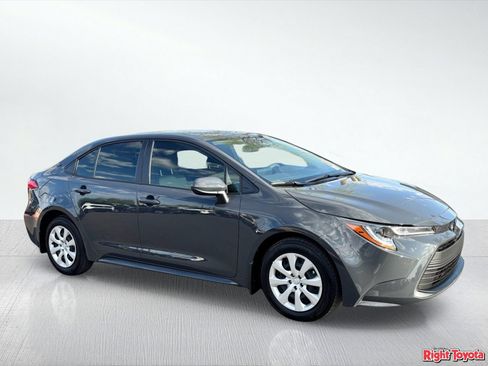 Certified 2026 Toyota Corolla LE FWD image 9