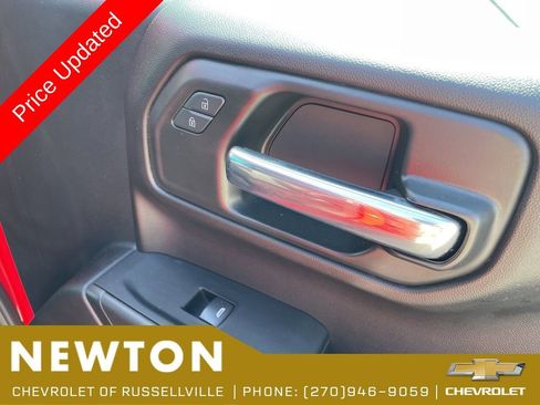 Used 2024 Chevrolet Silverado 1500 Custom w/ Turbomax Blackout Package AWD/4WD image 27