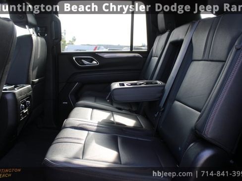 Used 2024 Chevrolet Suburban RST w/ Luxury Package image 36