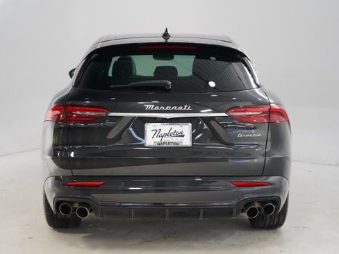New 2025 Maserati Grecale GT image 6