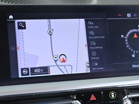 Used 2021 BMW 330i xDrive Sedan w/ M Sport Package image 16