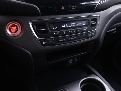 Used 2023 Honda Ridgeline Sport image 6