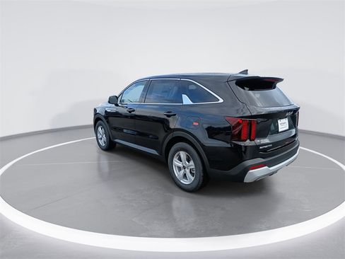 New 2026 Kia Sorento LX image 6