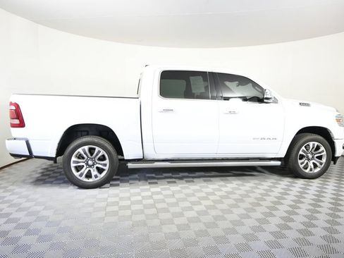 Used 2022 RAM 1500 Limited w/ Body Color Bumper Group AWD/4WD image 8