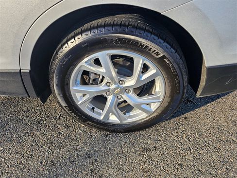 Used 2021 Chevrolet Equinox Premier image 8