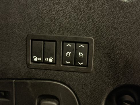 Used 2020 Chevrolet Tahoe Premier w/ Premier Plus Edition image 12