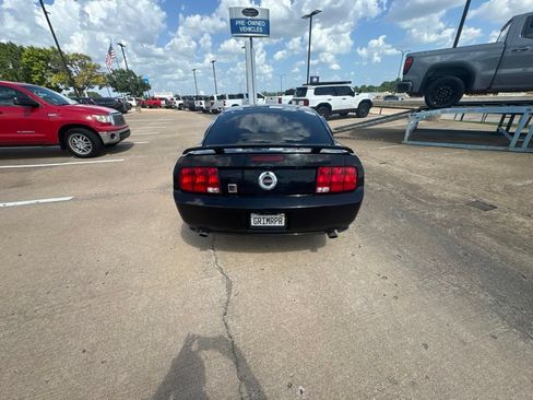 Used 2006 Ford Mustang GT Premium RWD image 6