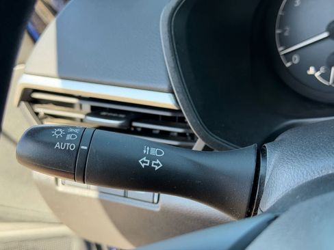 Used 2024 Nissan Altima 2.5 S FWD image 16