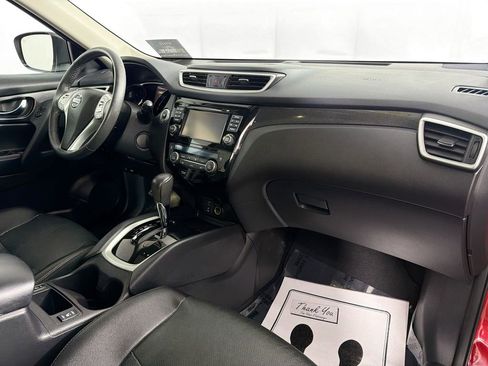 Used 2016 Nissan Rogue SL image 31