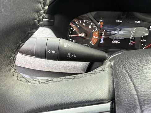 Used 2024 Jeep Compass Latitude image 17