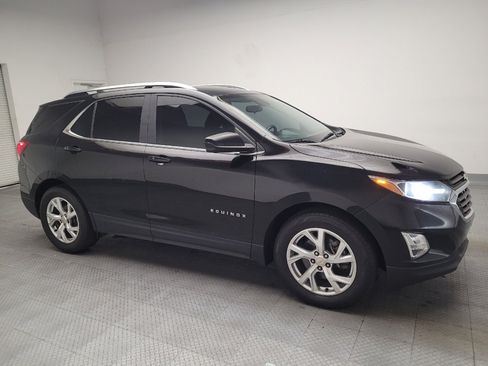 Used 2018 Chevrolet Equinox LT FWD image 11