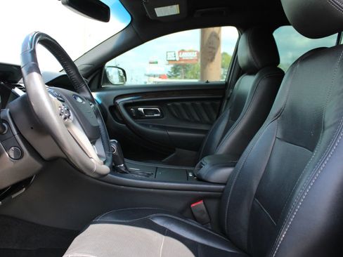 Used 2014 Ford Taurus Limited image 12