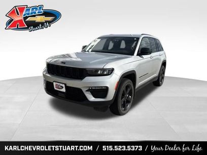 Used 2023 Jeep Grand Cherokee Limited w/ Black Appearance Package