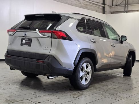 Certified 2021 Toyota RAV4 LE image 14