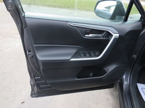 Used 2024 Toyota RAV4 XLE Premium w/ Weather Package image 17