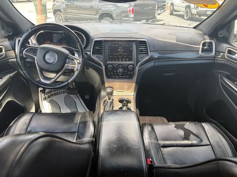 Used 2017 Jeep Grand Cherokee Overland AWD/4WD image 15