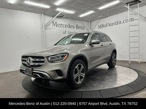 Used 2021 Mercedes-Benz GLC 300 image 3