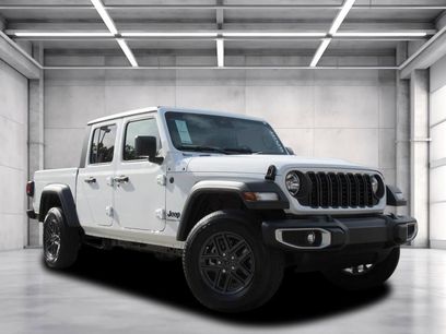 New 2025 Jeep Gladiator Sport