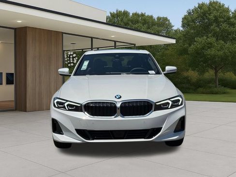 New 2026 BMW 330i Sedan w/ Premium Package RWD image 4