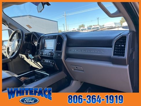 Used 2019 Ford F250 XLT w/ XLT Value Package image 44