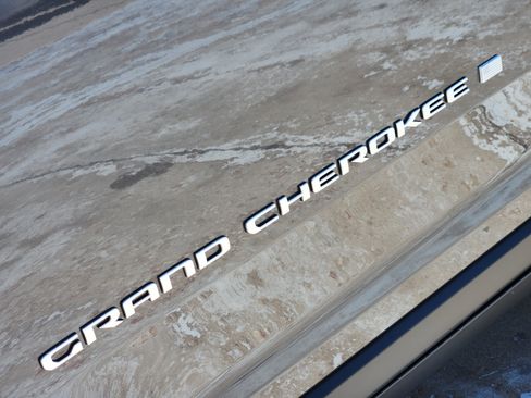 New 2026 Jeep Grand Cherokee Laredo X AWD/4WD image 7