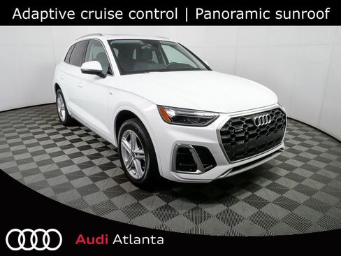 Used 2024 Audi Q5 e Premium w/ Convenience Package AWD/4WD image 1